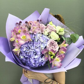 Гортензия, Роза, Альстромерия, Лизиантус Эустома, Эвкалипт, Пленка дизайнерская