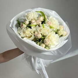 Роза Эквадор, Роза кустовая, Папоротник, Тишью, Пленка матовая