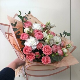 Роза кустовая шт, Диантус шт, Лизиантус Эустома шт, Эвкалипт шт, Писташ шт, Матовая шт, шт
