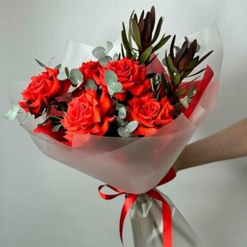 Роза французская, Эвкалипт, Сафари, Писташ, Дизайнерская упаковка