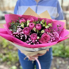 Альстромерия, Кустовая Роза пионовидная, Гипсофила, Писташ, Крафт, Тишью