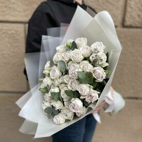 Роза кустовая, Эвкалипт, Пленка матовая, Лен