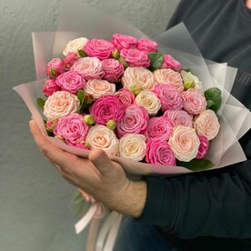 25 пионовидных роз "микс"