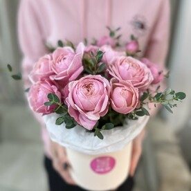 Пион розы в коробочке