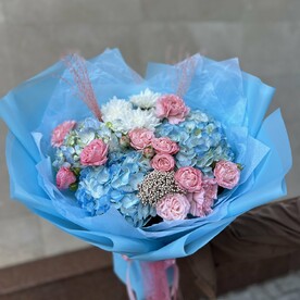 Гортензия, Диантус, Роза бомбастик, Мискантус, Хризантема кустовая, Озотамнус, Авторская упаковка
