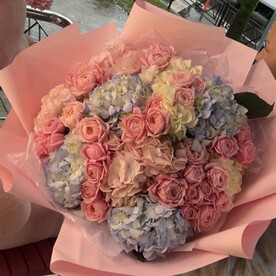 Я тебя люблю гортензии пионовидные розы