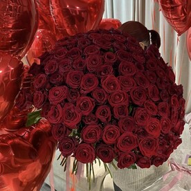 Мечта  101 красная Роза и шарики сердца ♥️