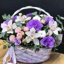 Орхидея, Эвкалипт, Кустовая роза, Лизиантус Эустома, Хлопок, Корзина, Оазис