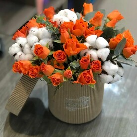 Кустовая роза, Хлопок, Эвкалипт, Коробка, Оазис