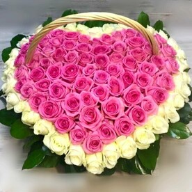 Корзина из 101 розы