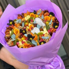 Букет из сухофруктов