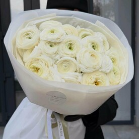 Букет из ранункулусов