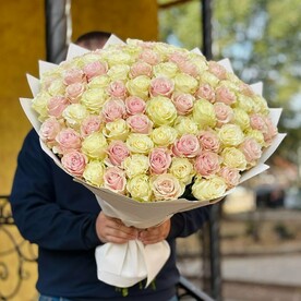 Букет крупный из 51 розы