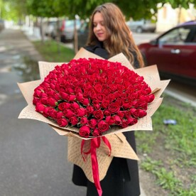 Букет из 201 красной розы