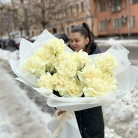 Букет из 15 белых роз