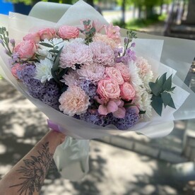 Букет сборный с сиренью