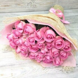 Букет из 29 розовых роз