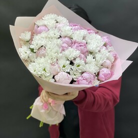 Пион шт, Хризантема кустовая шт, Дизайнерская упаковка шт, шт