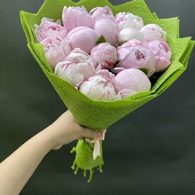 Букет из 15 пионов 😘