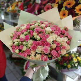 Роза кустовая шт, Дизайнерская упаковка шт, шт