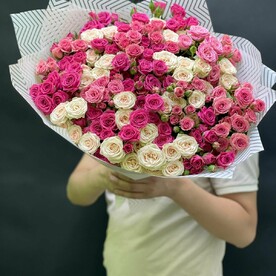 Роза кустовая шт, Дизайнерская упаковка шт, шт