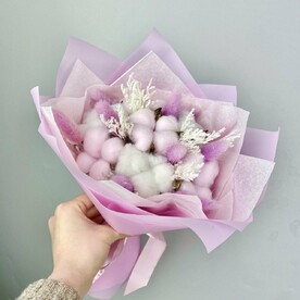 Букет из сухоцветов с хлопком и лагурусом