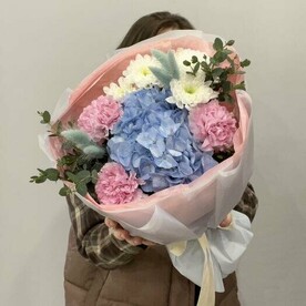 Диантус шт, Гортензия шт, Хризантема кустовая шт, Писташ шт, Эвкалипт шт, Пленка шт, Тишью шт