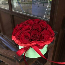 Розы в коробке