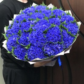 Огромный букет васильков