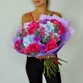 Роза пинк флойд, Фисташка, Роза кустовая, Гвоздика, Гортензия Гидрангия, Эрингиум, Крафт жатый