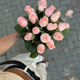 15 роз