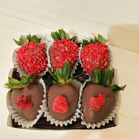 Клубника в шоколаде 6 шт