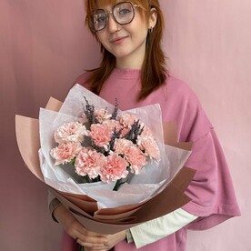 Букет диантусов с лавандой