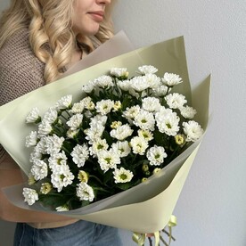 Букет из 7 белых сантини