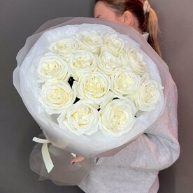 Букет из белых роз