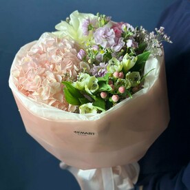 Букет с гортензией "Симфония цветов"