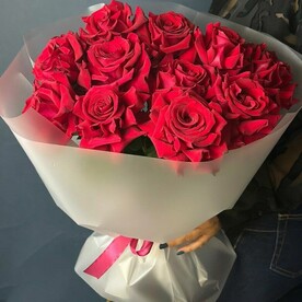 Большой букет из красных французских роз "Моя любовь"