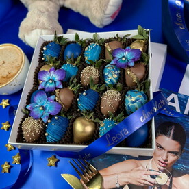 Клубника в Шоколаде 20 шт. Бельгийский шоколад Callebaut. Космический подарочный набор 1188