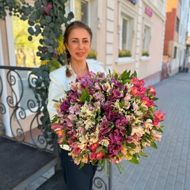Букет из альстромерий «Полет бабочки»