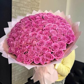 101 роза розовая аква 60см