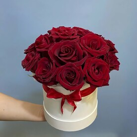 Роза шт, Шляпная коробка шт, Оазис шт, шт