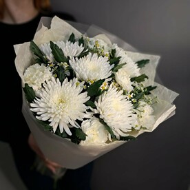 Хризантема, Матрикария, Диантус, Фисташка, Авторская упаковка
