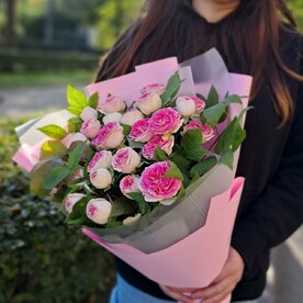 Роза пионовидная кустовая, Фисташка, Зелень декоративная, Авторская упаковка