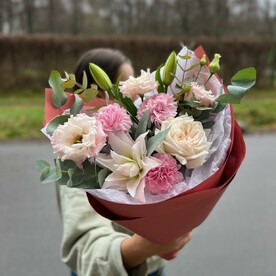 Лизиантусы эустома розы лилия