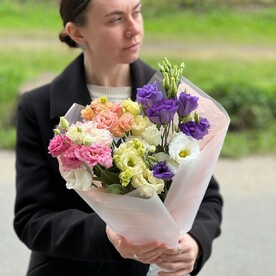 Разноцветные лизиантусы