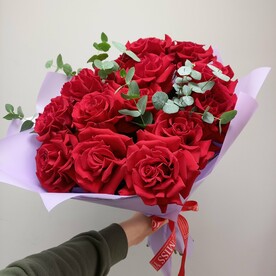 Большой букет французских роз