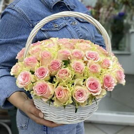 Роза, Пиафлор, Корзина плетеная