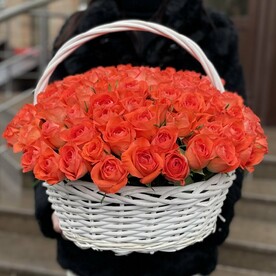 Роза, Пиафлор, Корзина плетеная