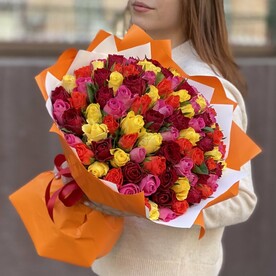 101 роза яркий микс Кения