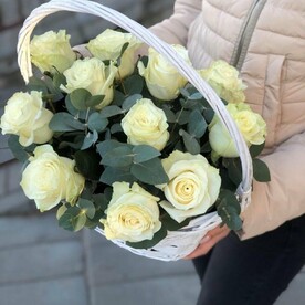 Роза, Писташ, Эвкалипт, Пиафлор, Корзина